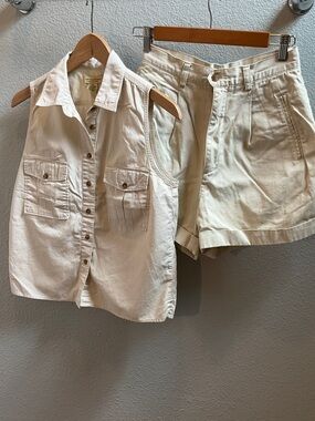 The Limited Tan matching set High-Rise Pleated Bermuda Shorts